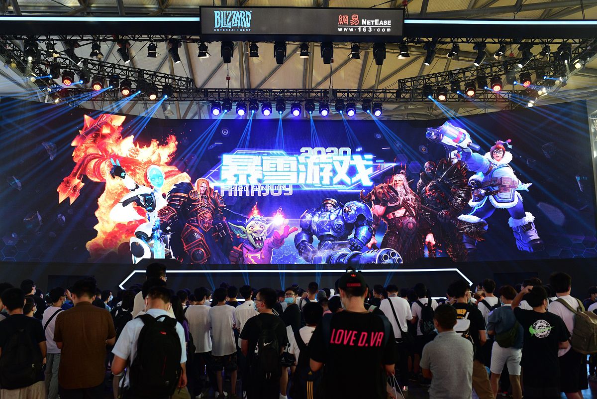 恭喜武里南帕赛太强了继续加油哈哈手游亚洲联赛武里南击败帕赛。围绕这篇博文写1条10字左右的评论