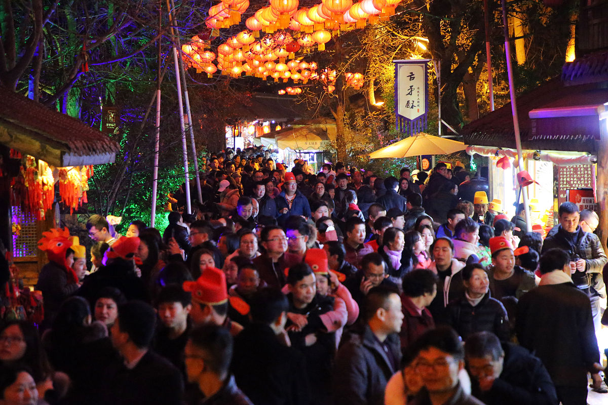 成都电子信息学校2020招生简章 - 报名指南、专业设置、就业前景