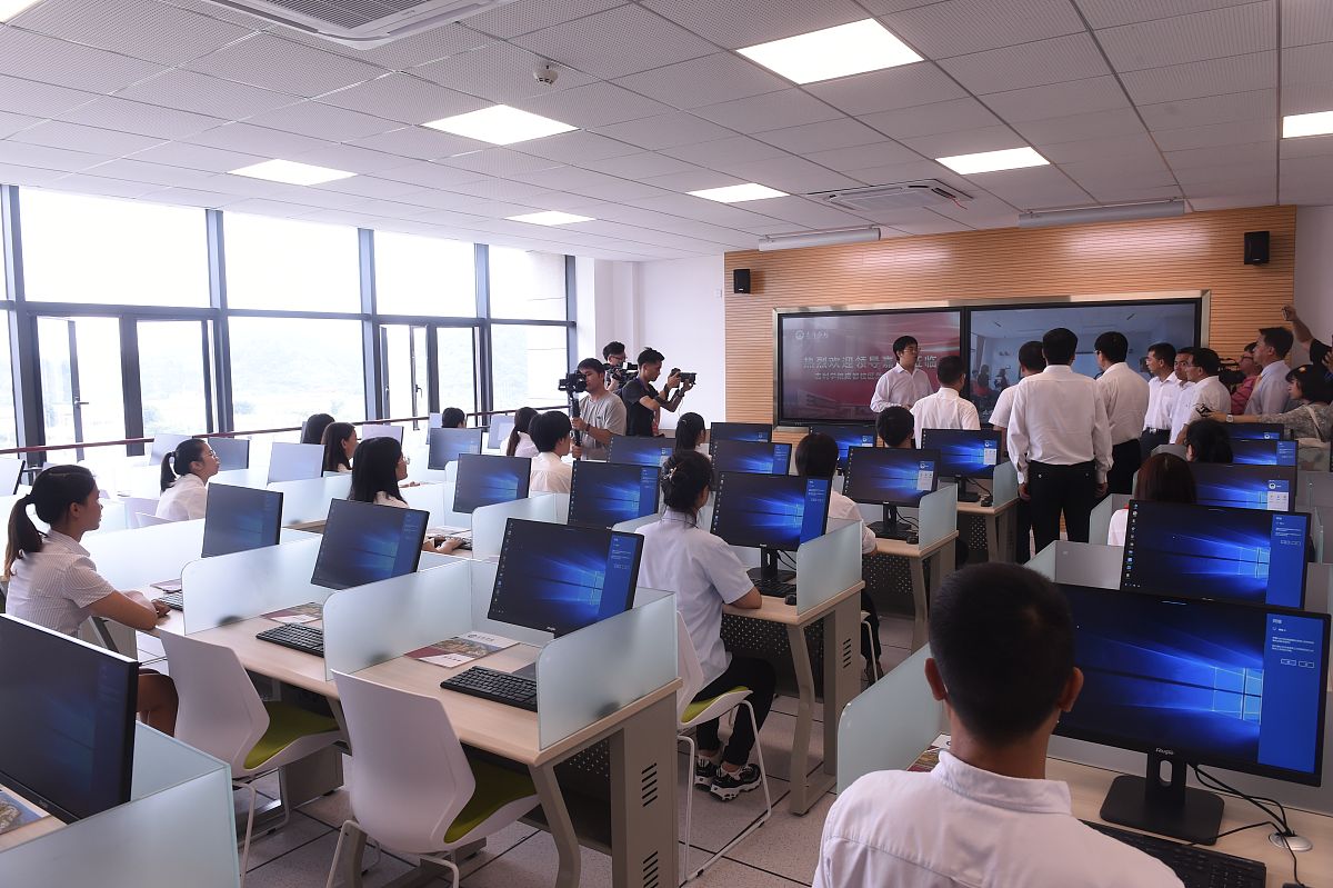 四川2021年电子商务学校需要学习哪些知识