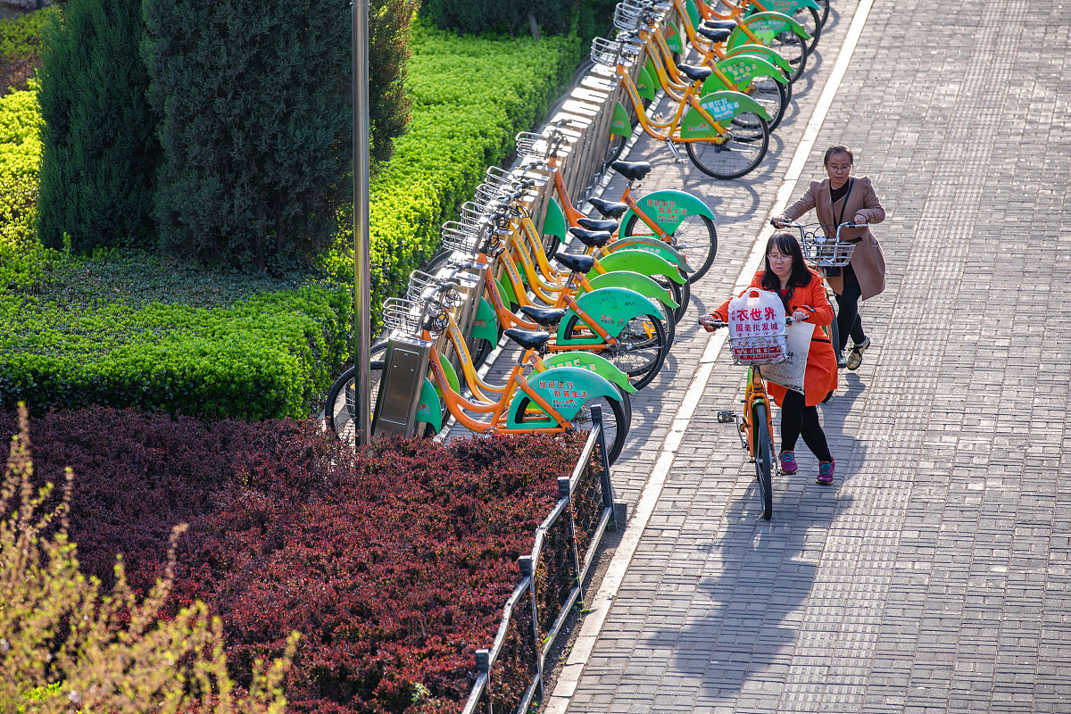 骑行打卡是在骑行导目的地后获得定位确认打满N个地方后可兑换奖品 功能描述