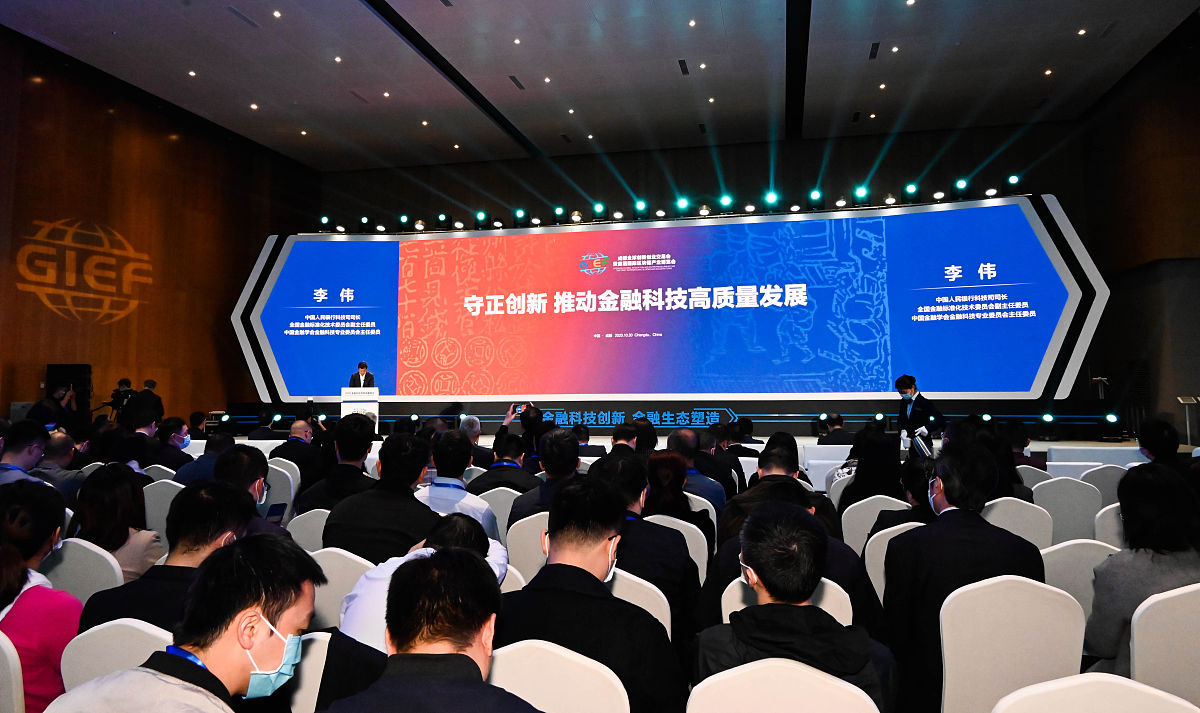 b我 b武汉市数字经济研究院到底存在不存在？brbchatcaict b作为一个 AI 语言模型我无法直接确认武汉市数字经济研究院是否真实存在。不过根据公开信息武汉市有设立数字经济研究院的计划但具体情况需要进一步查证。brb我 b武汉市数字经济研究院怎么样brbchatcaict b这个我也无法回答因为我没有足够的信息。您可以通过搜索相关资料或者咨询当地相关部门了解更多细节。br你变得严谨了