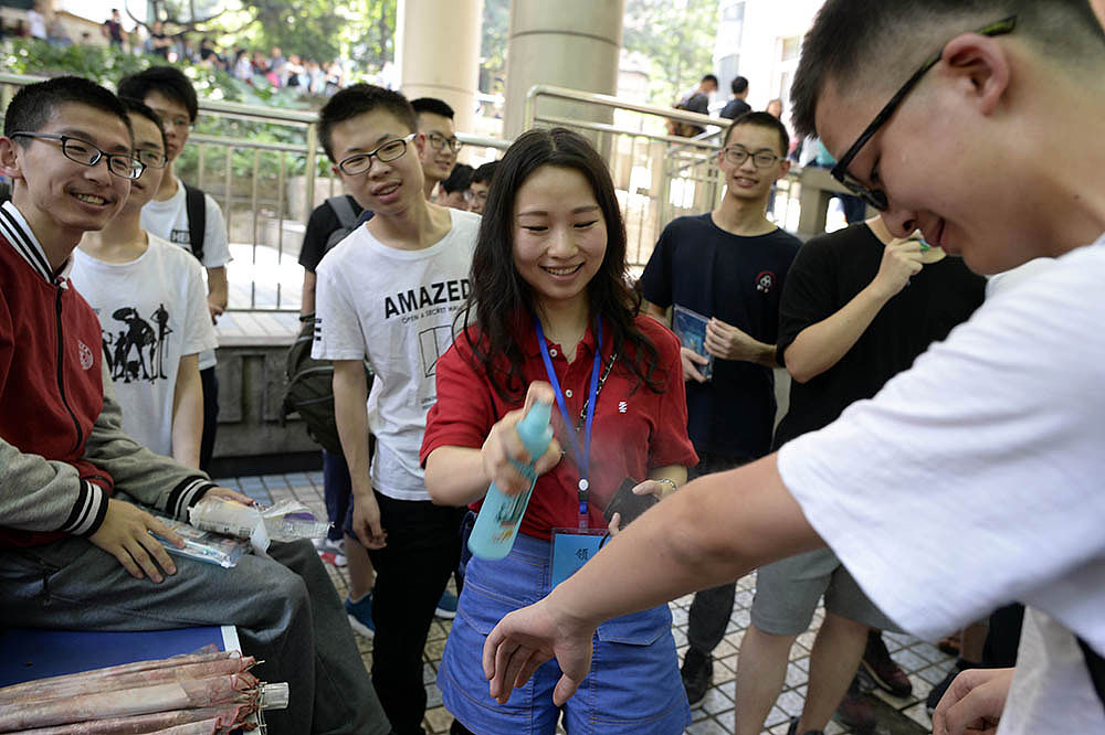 重庆女生学电子商务哪个学校好？2022电子商务学校推荐