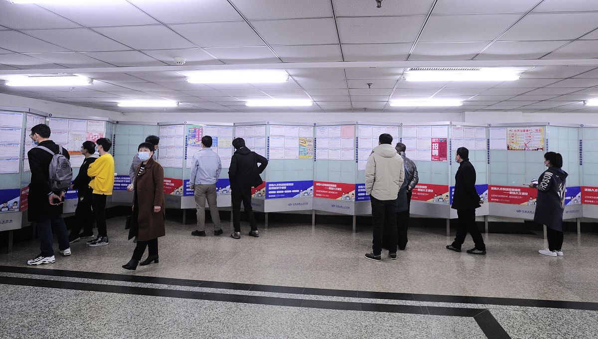 红河没读完初中可以读中专学校吗