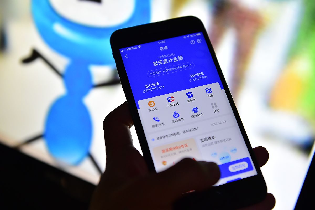 我是租车的商家用户租了我的车我们是通过支付宝的花芝租车让用户绑定然后每月自动代扣款的现在用户解绑了银行卡支付宝余额也没钱花呗也关闭了我们怎样才能扣到用户的租金？