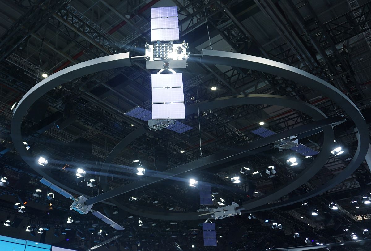 Omega Attractor: 终极指南（原理、应用及更多）