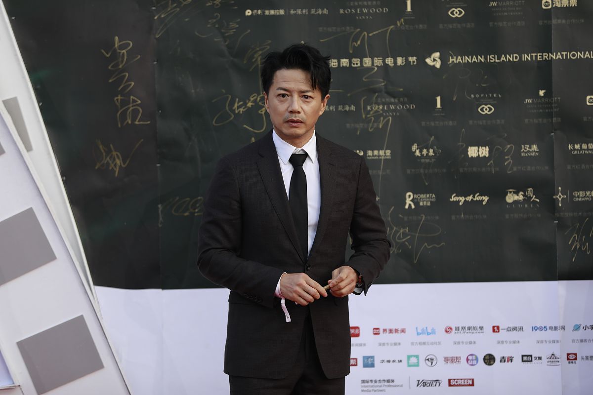 2020年12月5日,三亚,第三届海南岛国际电影节,开幕式红毯.段奕宏