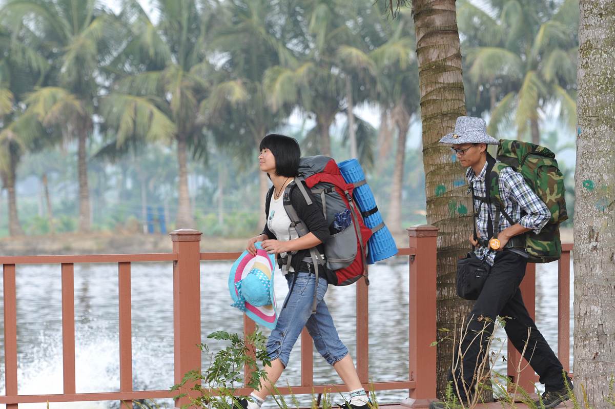 夏季：最热季节的魅力与挑战