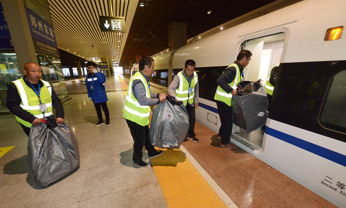 四川高铁春运服务升级，成都铁路工程学校分享细节