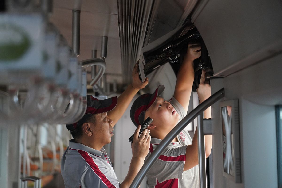 高铁驾驶动车组驾驶需要学习什么专业？