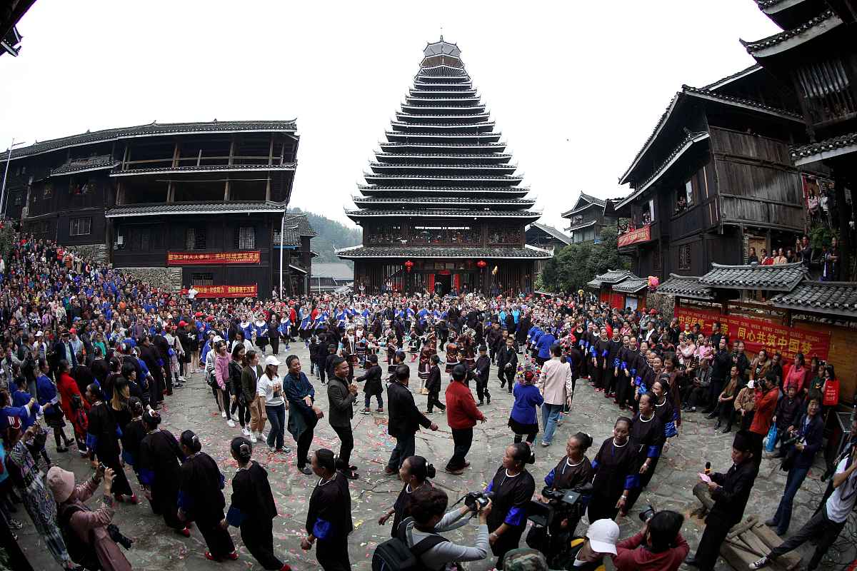 柳州旅游学校2022年招生简章 - 报考条件、流程、专业