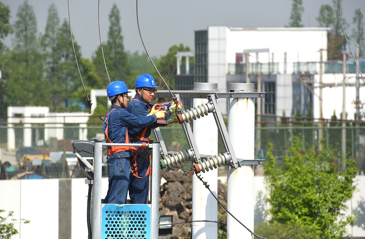 电力行业全方位解析：从电网安全到新能源风投