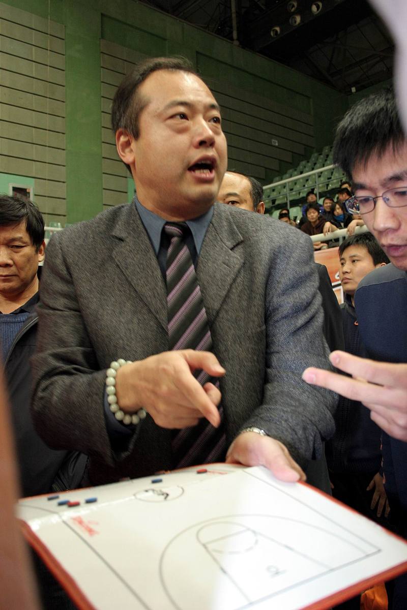 2007年12月5日,上海市,07/08cba第17轮,上海东方115-100山西中宇.张勇