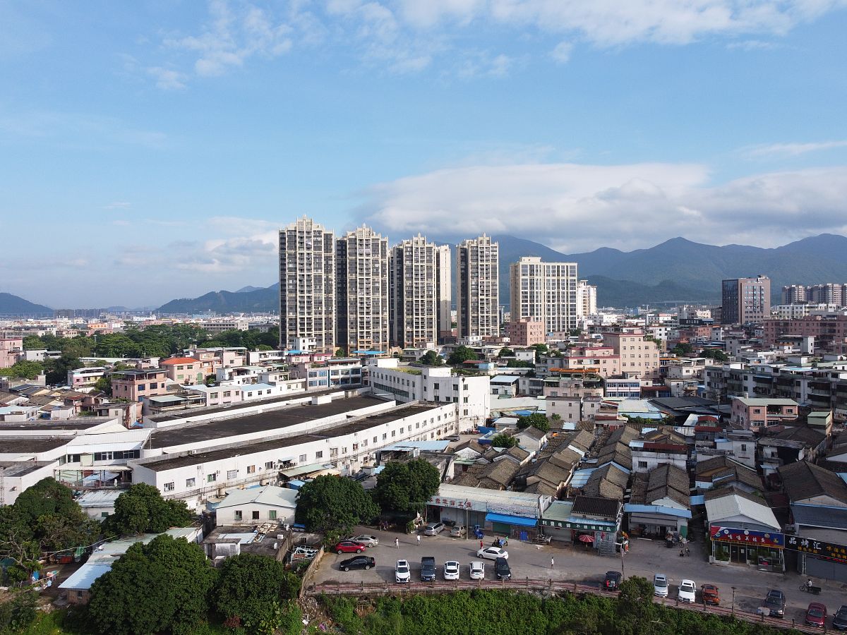 2020年9月15日,广东省东莞市清溪镇中心区,航拍,城市风光,建筑物.