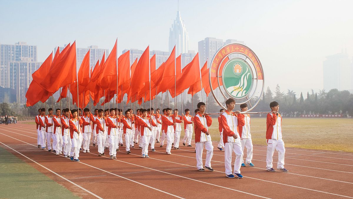 运动会开幕式稿件
