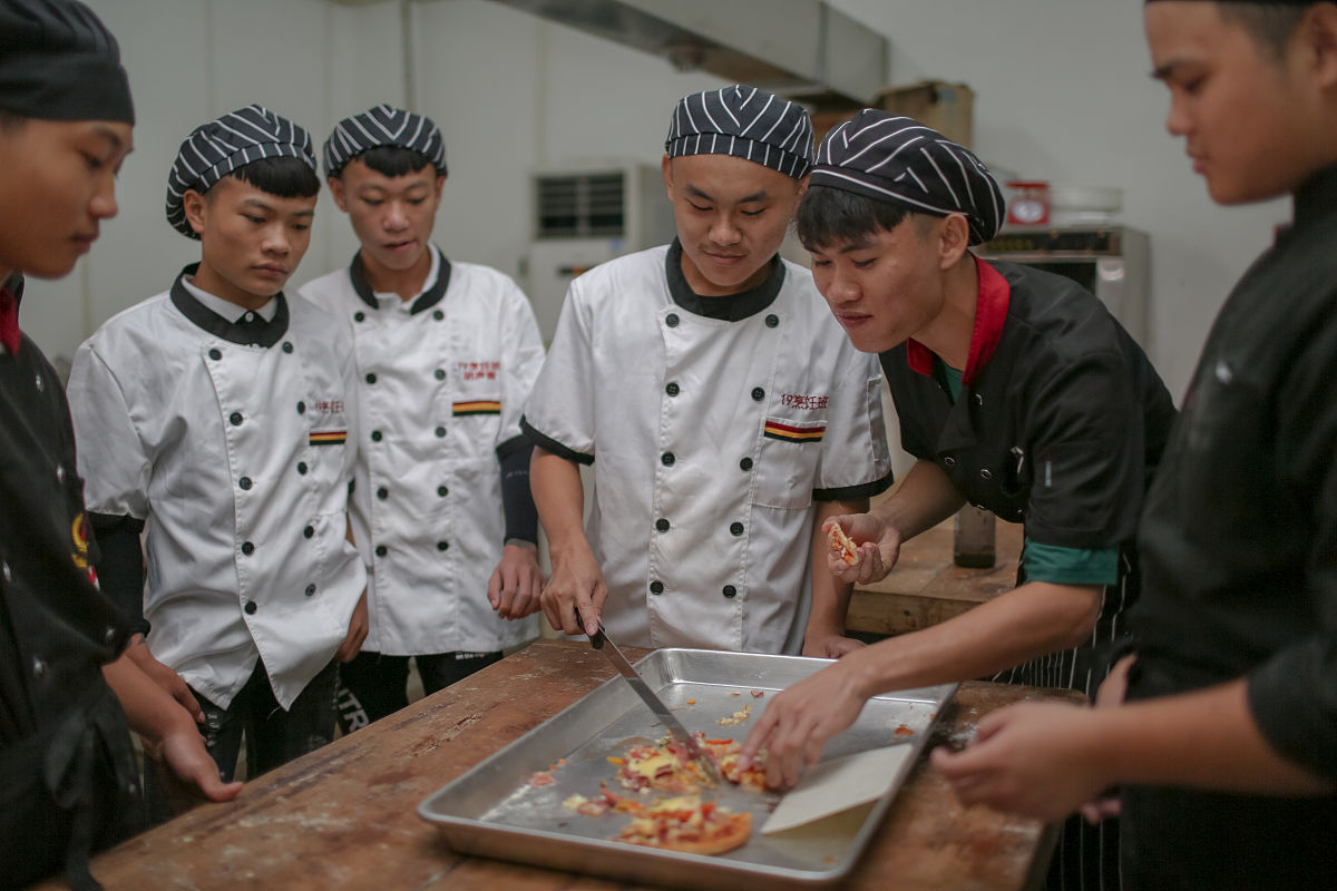 烹饪中西式面点专业就业方向好吗 烹饪中西式面点专业就业方向好吗