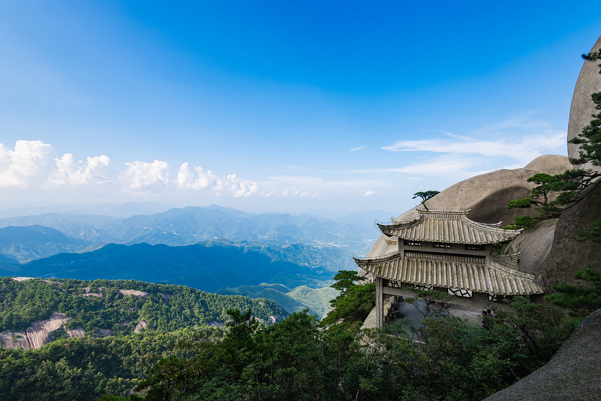 2018年8月6日,安徽安庆,天柱山.天柱山因主峰如"一柱擎天"而得名,有 "