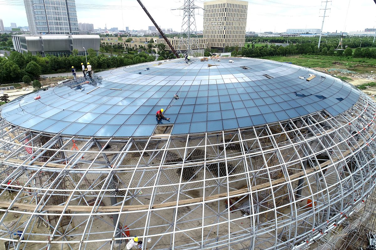 碟式聚光集热器的开口半径为r如果设在焦点处的接收器为正方体边长为a求碟式聚光集热器的几何聚光比的表达式