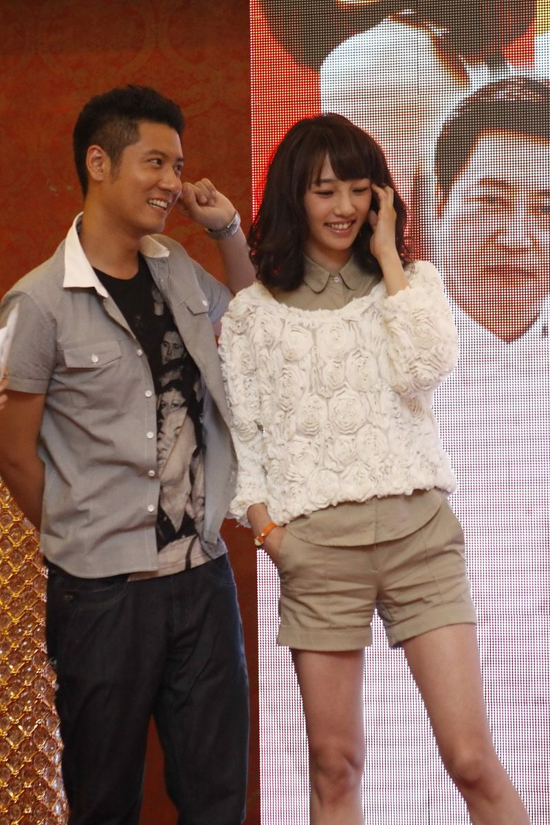 2011年5月23日,北京, 电视剧《家,<strong>n</strong>次方》在京举行了热播发布会.