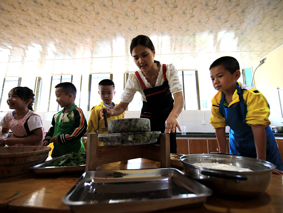 2020年贵州幼师学校读几
