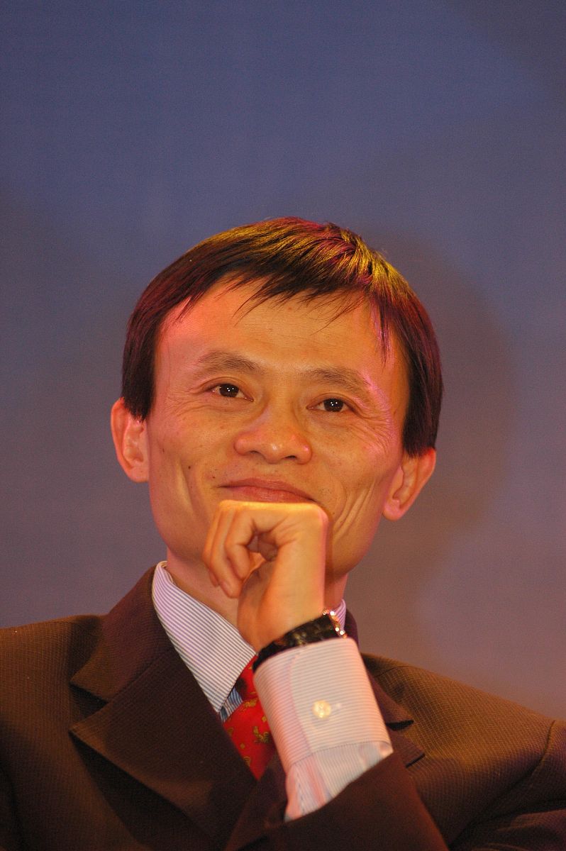 2005年12月3日,北京2005中国管理大会暨双十颁奖典礼,阿里巴巴ceo马云