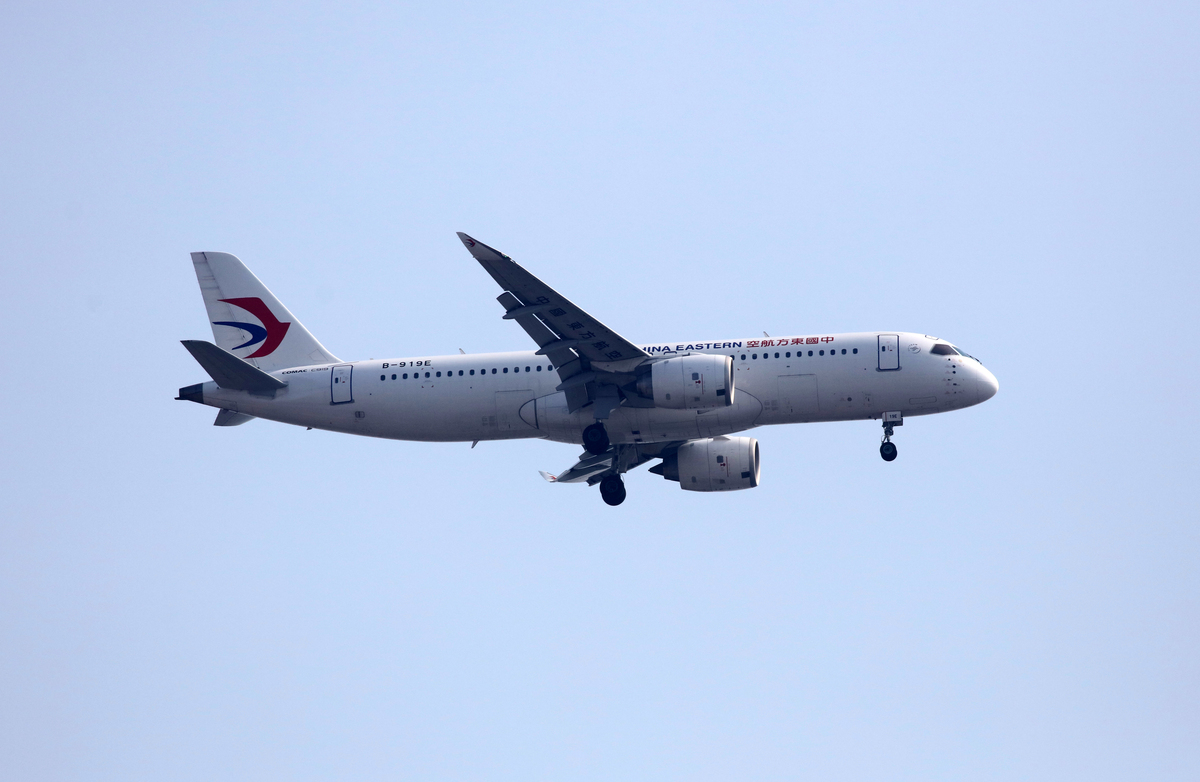 2026年2月14日,上海,东方航空b-919e号中国商飞c919大