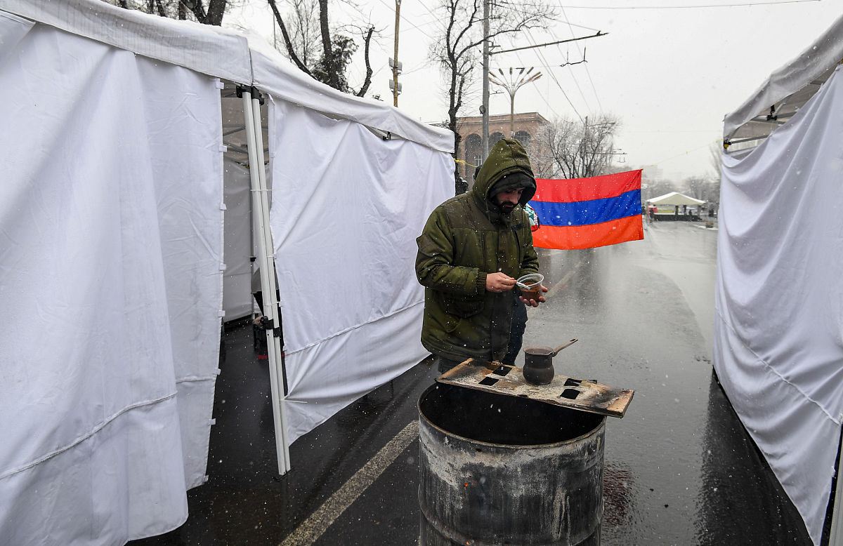 蛋仔派队辩论队：10句文言文口号彰显风采