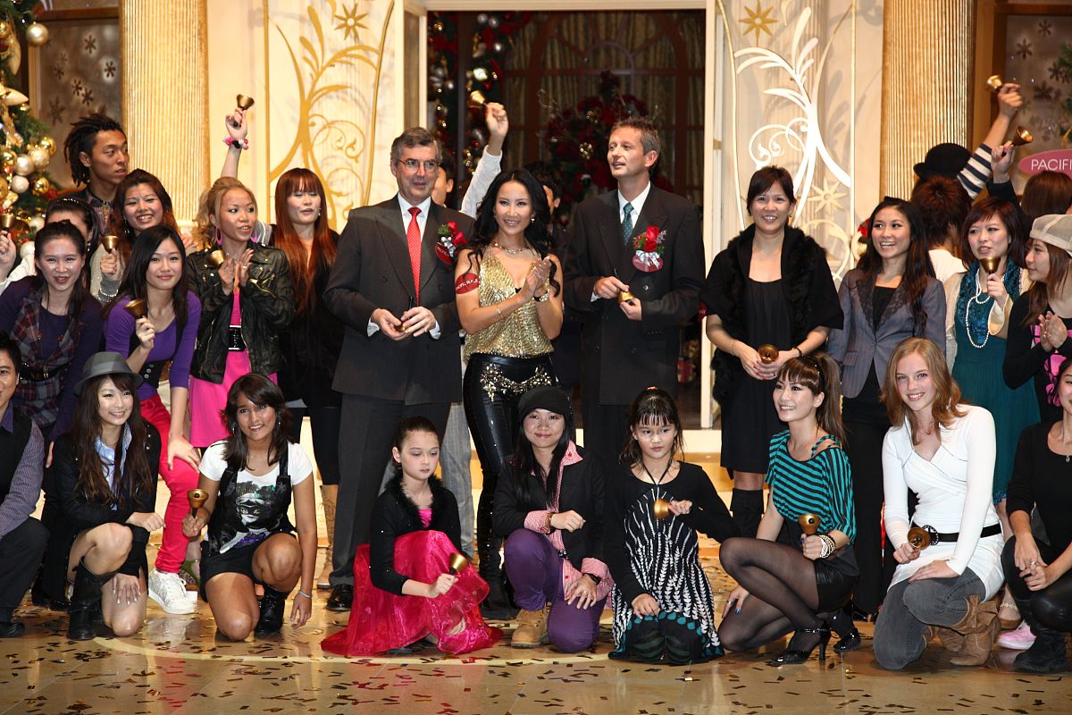 Farewell Party Invitation for Jane - Celebrating Your Time at [University Name]