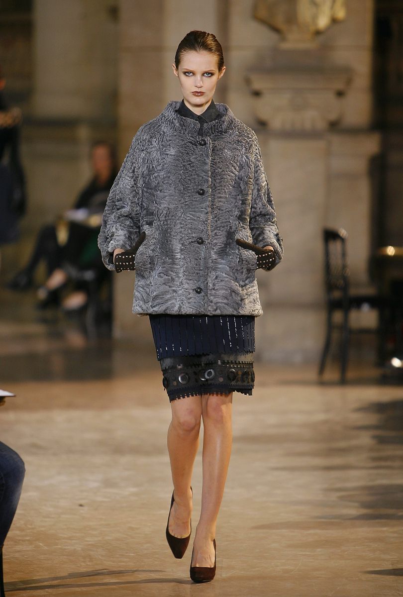 2009年3月9日讯,巴黎,09 巴黎时装周(秋冬).loewefashion house 品牌