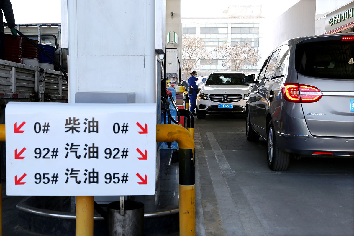 燃油车施救费用详解：拖车费、人工费、清理费