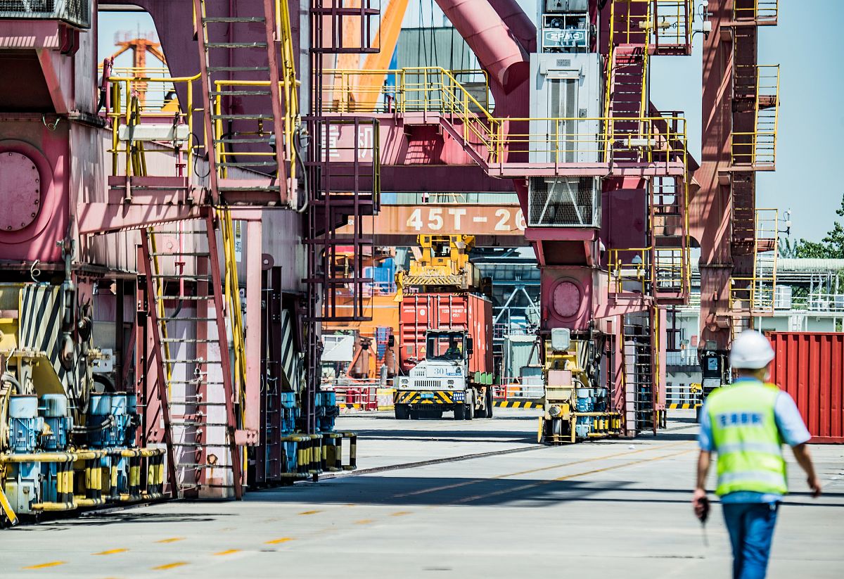 武汉港的航运服务能力