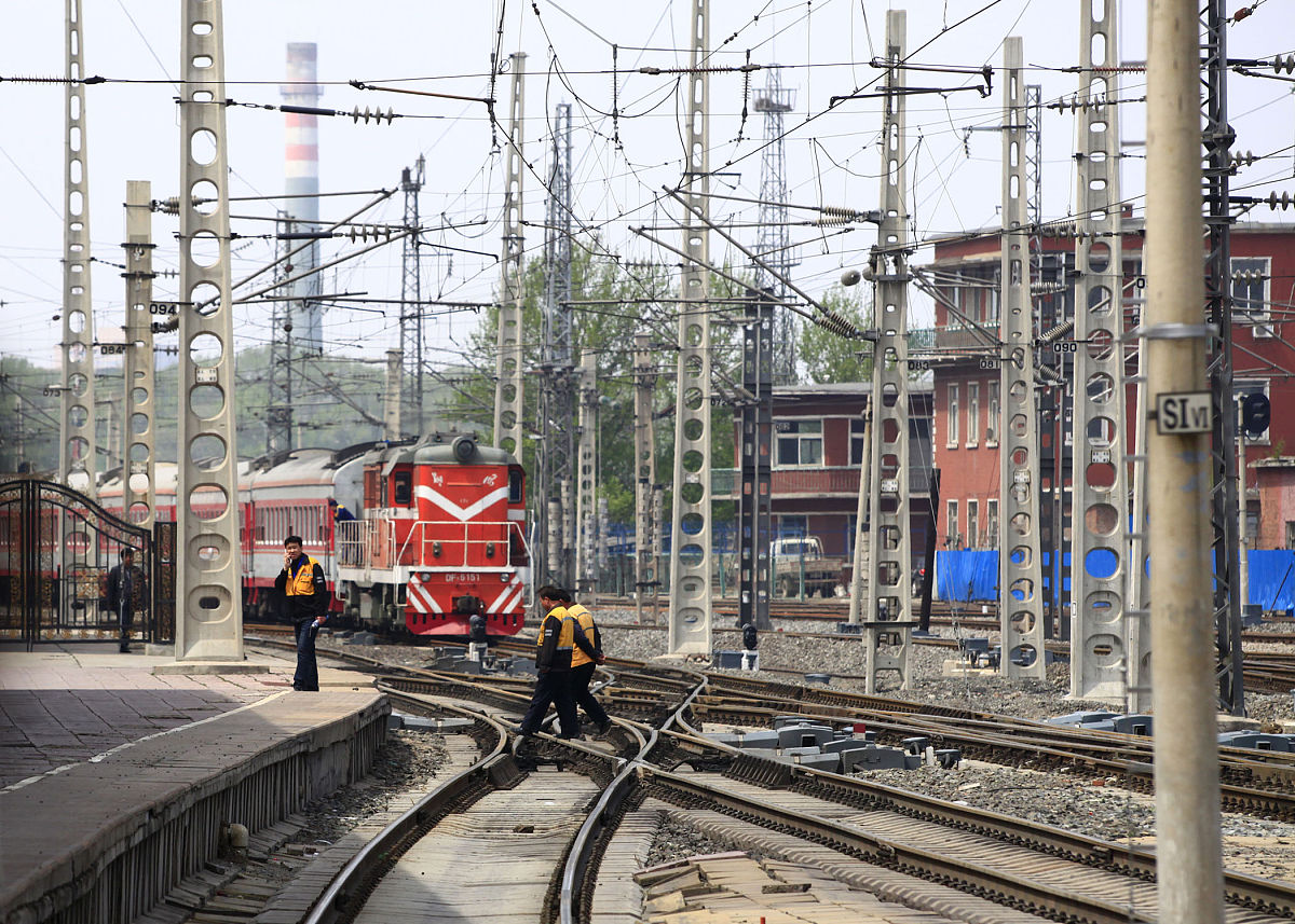 西安齐力铁路学校电气化铁道供电(轨道供电) 招生要求 - 培养铁路供电人才