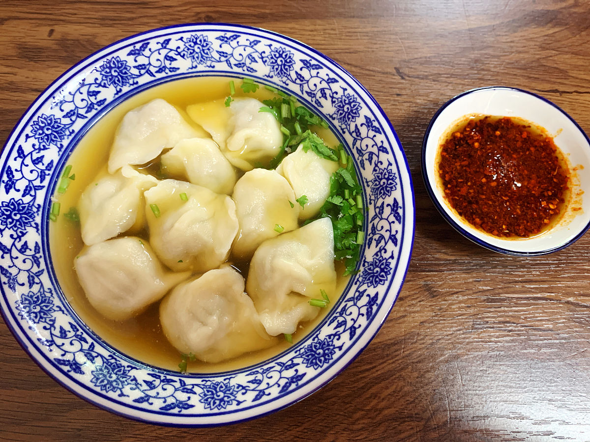 第一次包饺子：我的快乐体验