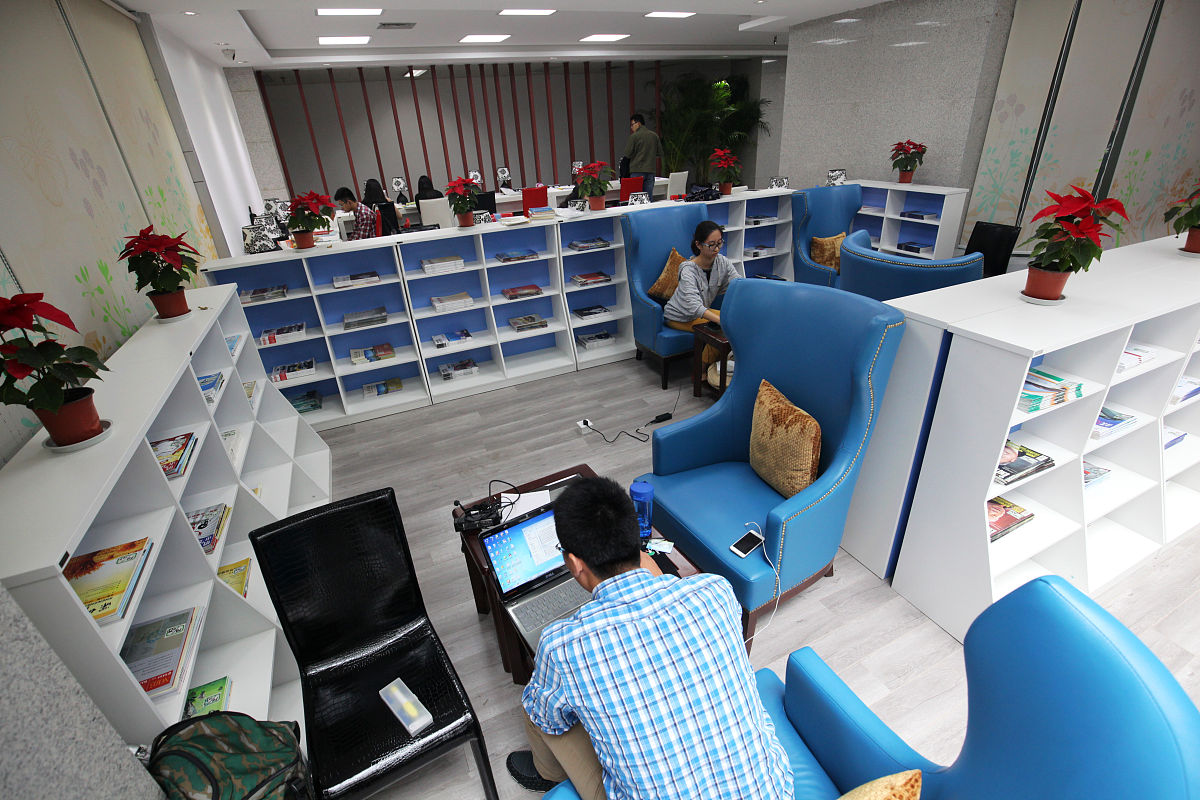 四川成都经济贸易学校地址及乘车路线 - 如何到达成都经贸学校