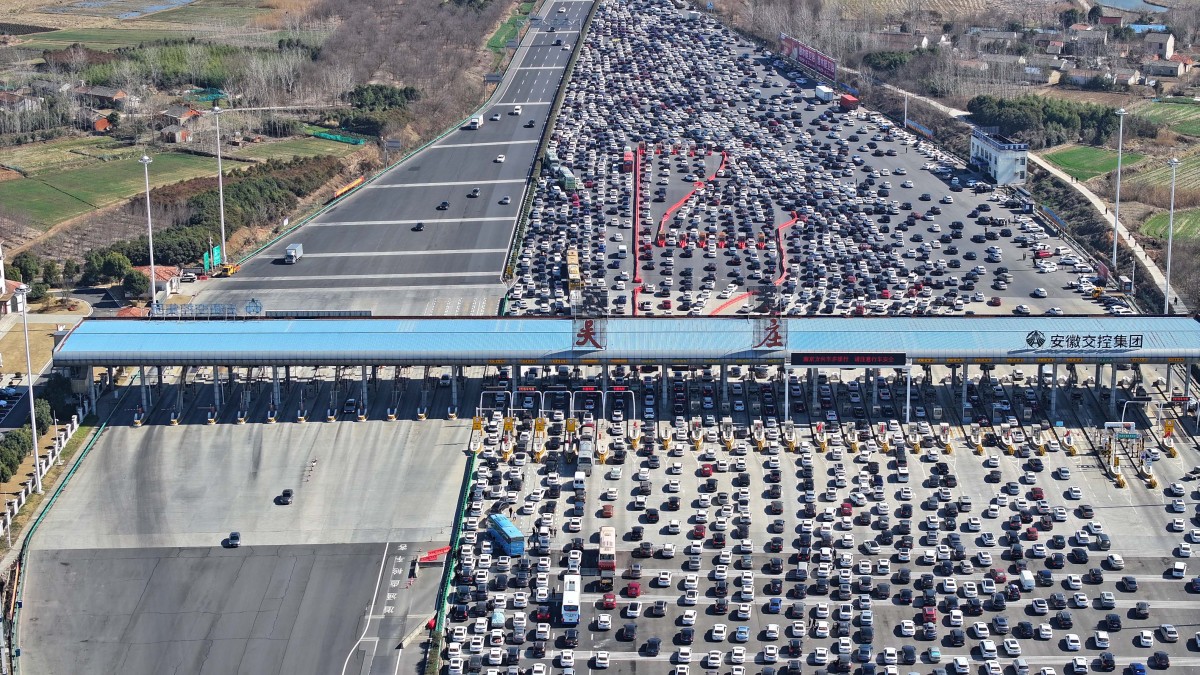贵州五一高速出口流量创新高