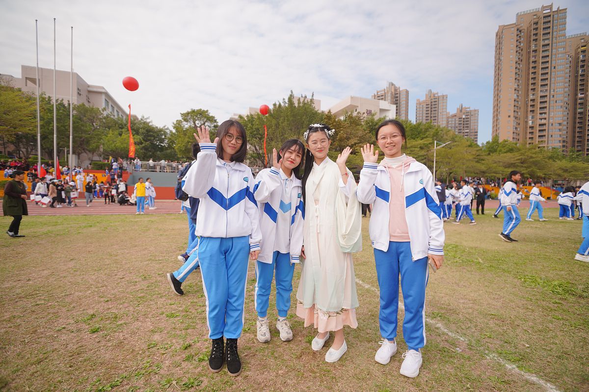 2019年11月30日,广东惠州市第一中学举办建校九十周年庆典活动,上万名
