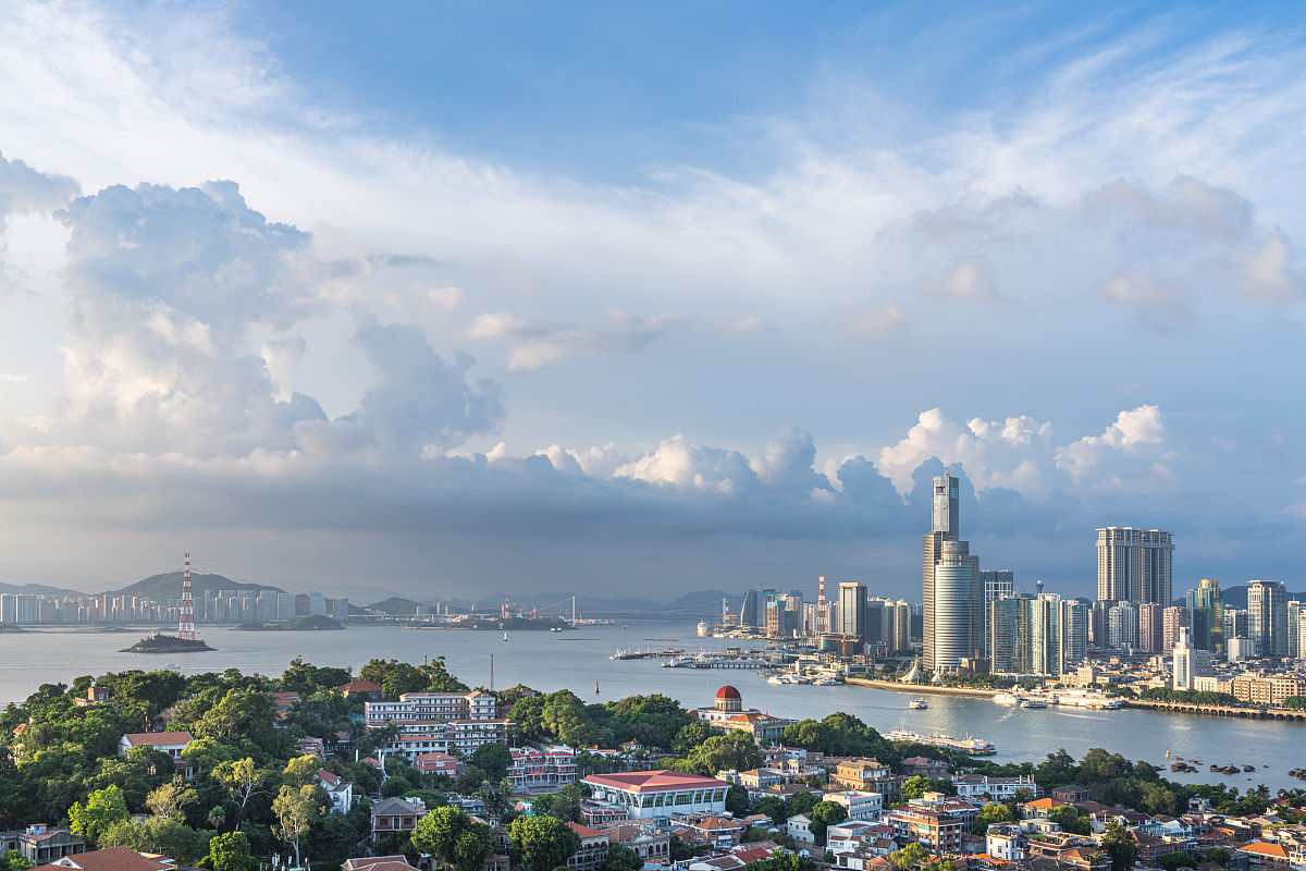 厦门2023男孩初中选什么专业好？文科理科哪个更适合你？