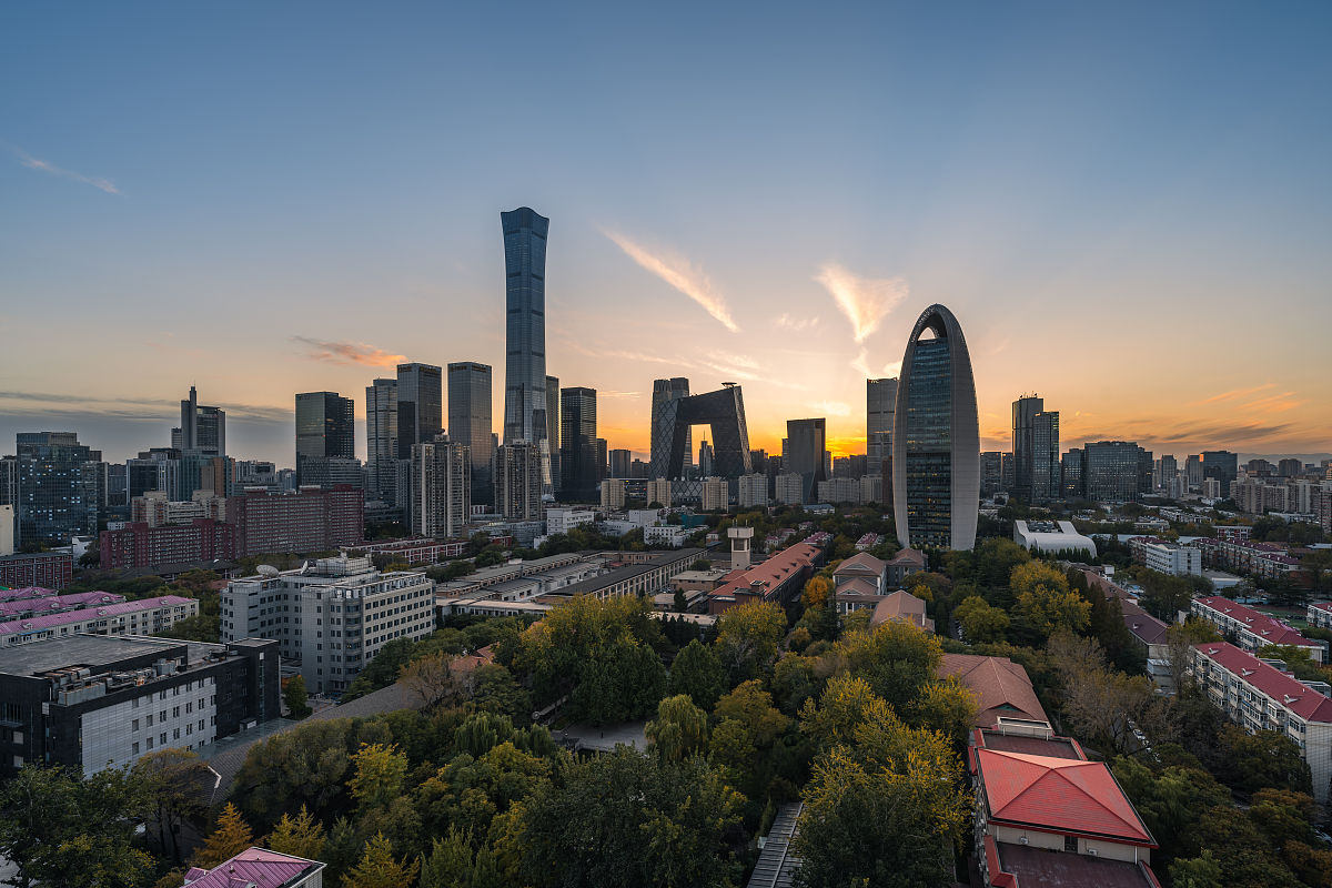 2021年10月27日,北京秋季城市风光.