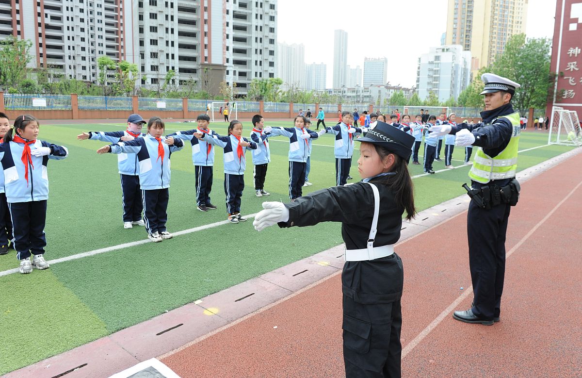 蚌埠建设学校办学层次 - 小学、初中、高中全日制寄宿制学校
