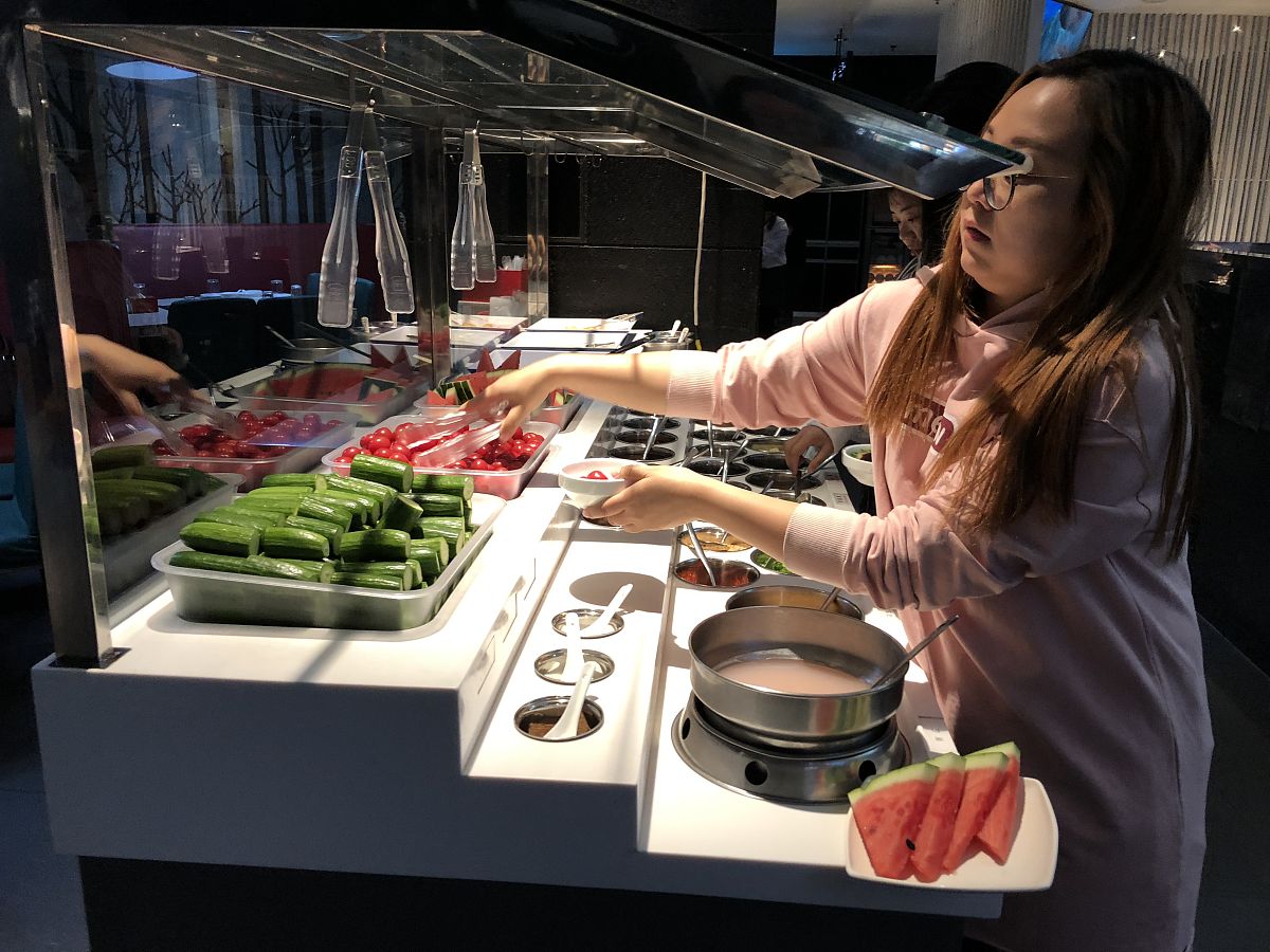 海底捞成功秘诀：优质食材、创新服务和品牌魅力