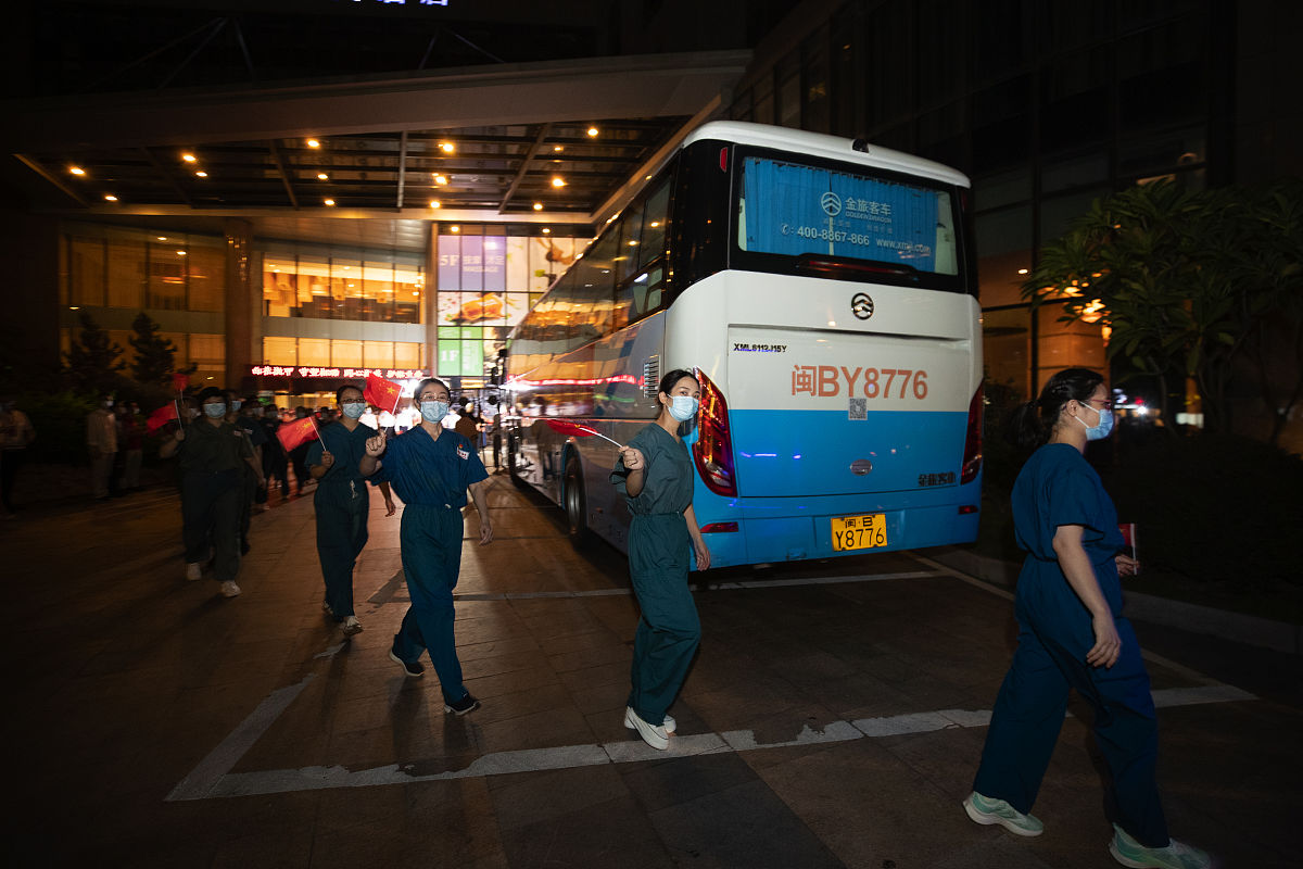 欢送同事，共聚美好时光：送别会邀请函