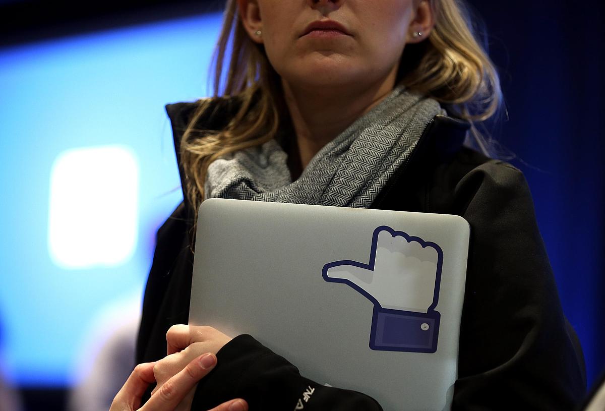 当地时间2013年4月4日,美国门洛帕克,facebook发布了基于android系统
