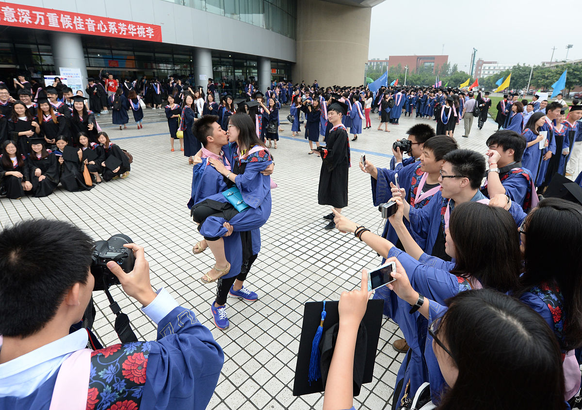 初中毕业生选择铁路学校的优势和发展建议