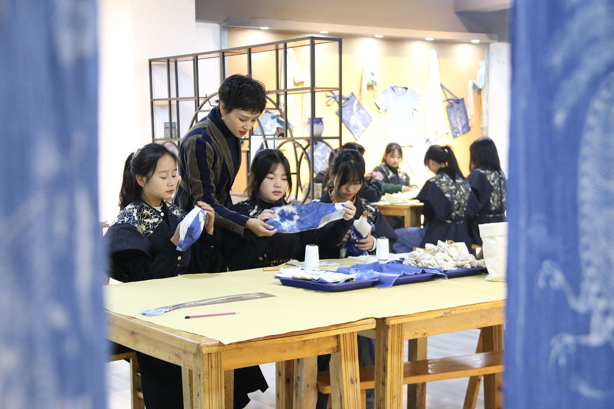 2021年贵州省贸易经济学校招生专业简章