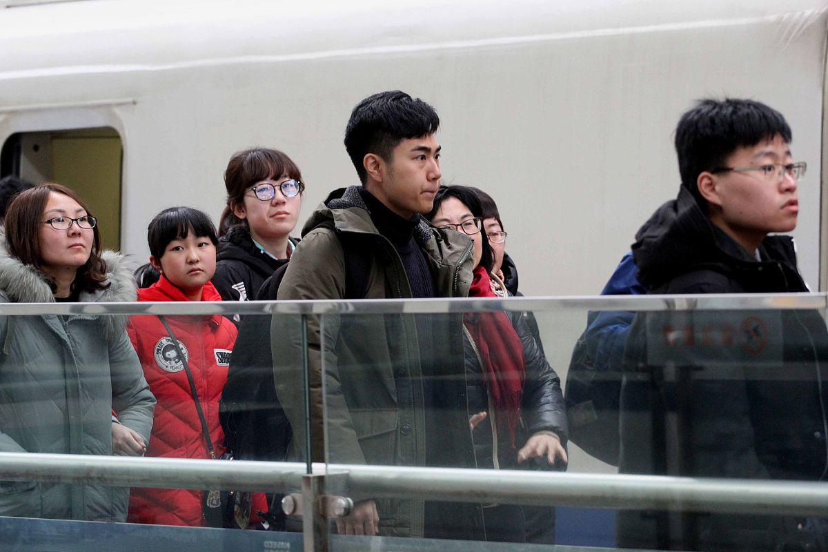送别室友，一个小惊喜却引发误会：'占便宜'背后的真心