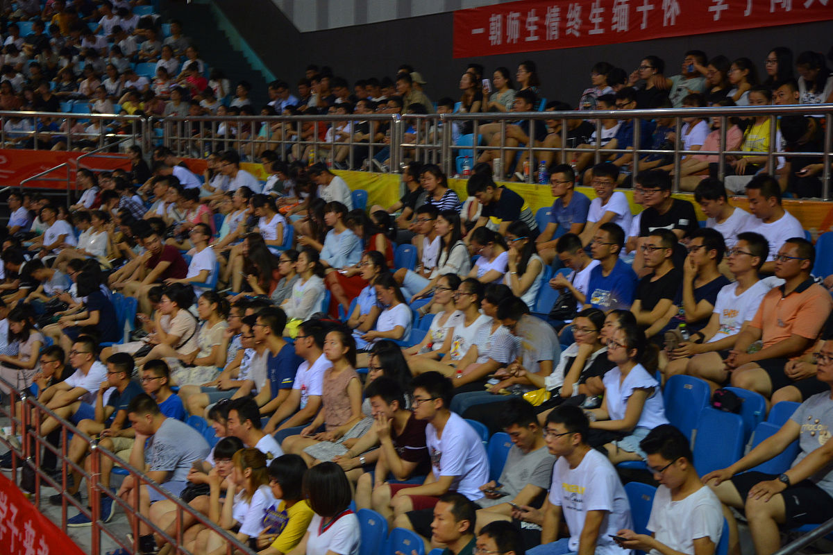 广西大学篮球队力克华中科大，书写校园篮球新篇章