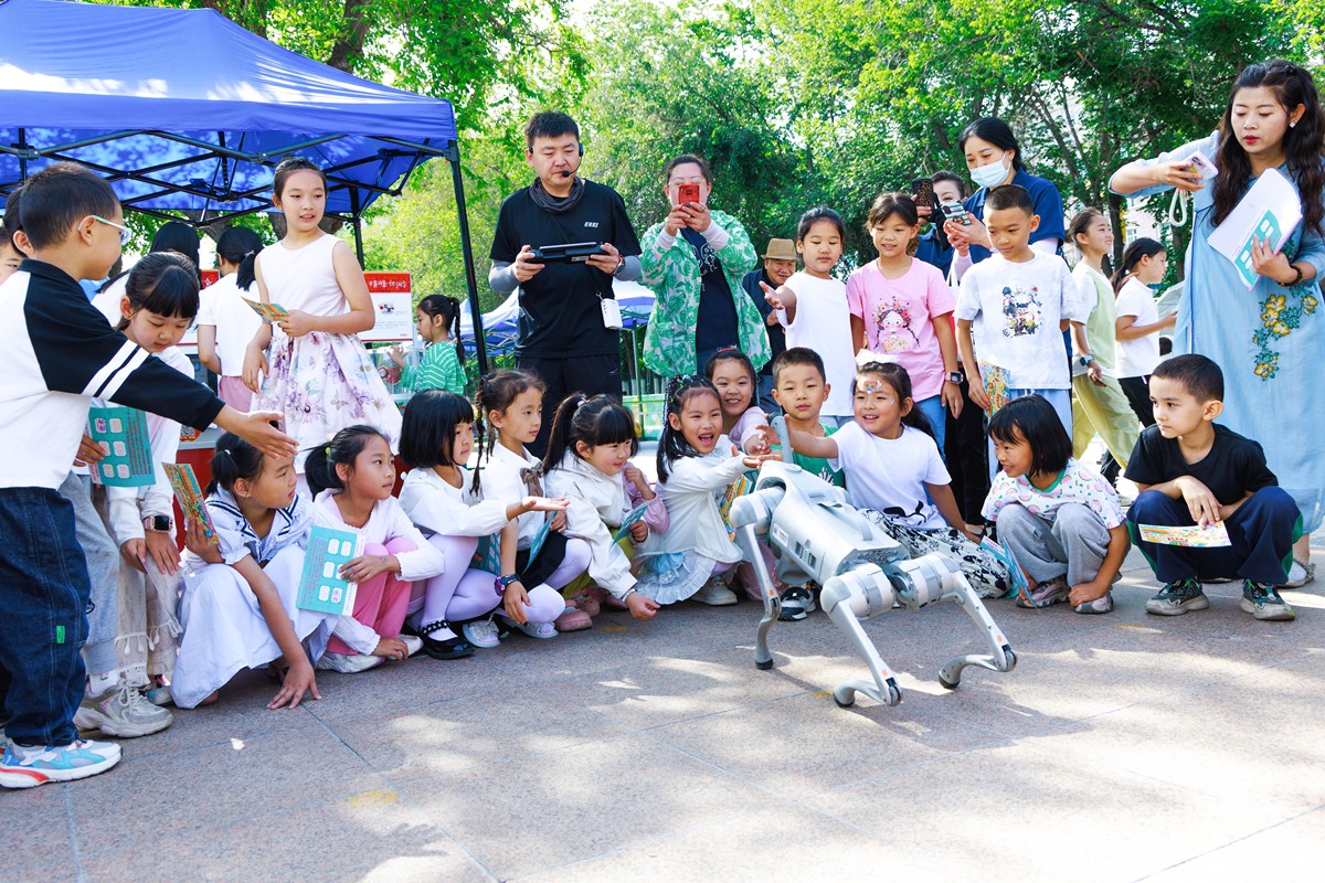 男孩子可以读幼教专业吗 贵阳幼师学校