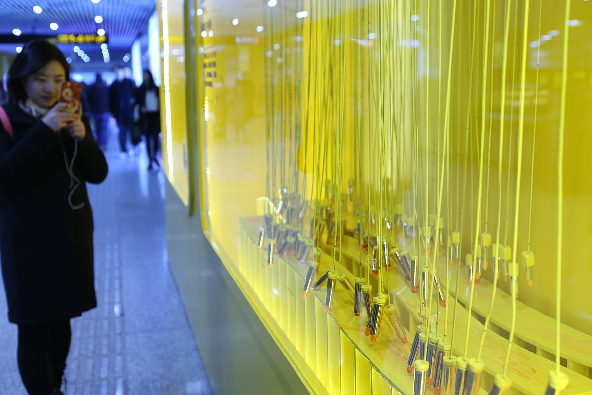 520文案：幽默搞笑短句，让你笑出猪叫！