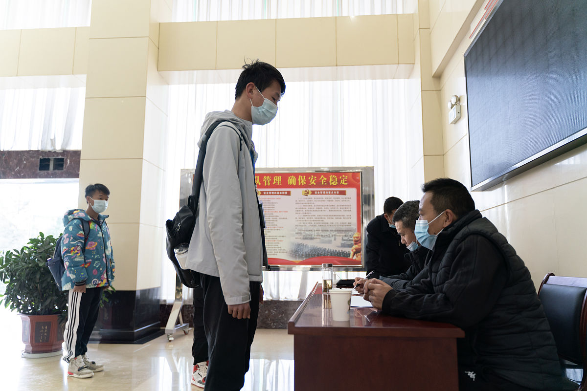 闭合性胸腹部损伤合并创伤性脾破裂腹腔镜探查备剖腹探查术的术前准备