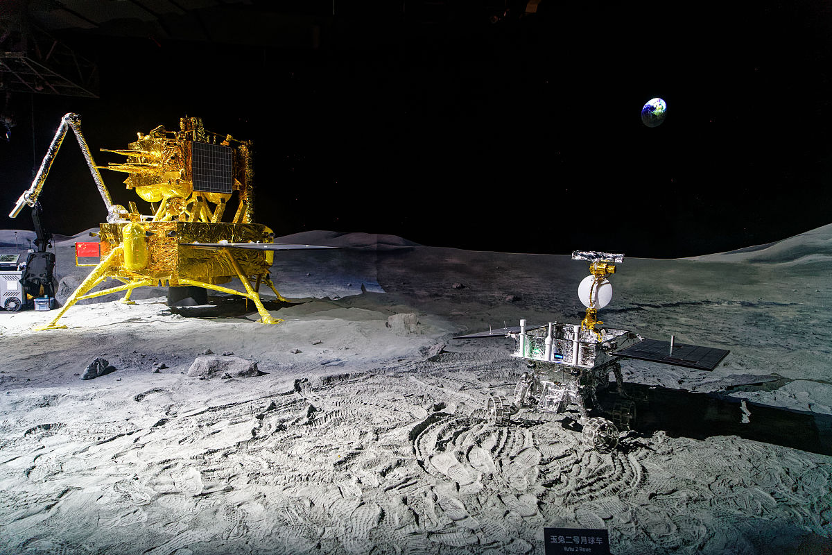 人类登月：过去、现在和未来 - 探索月球的里程碑