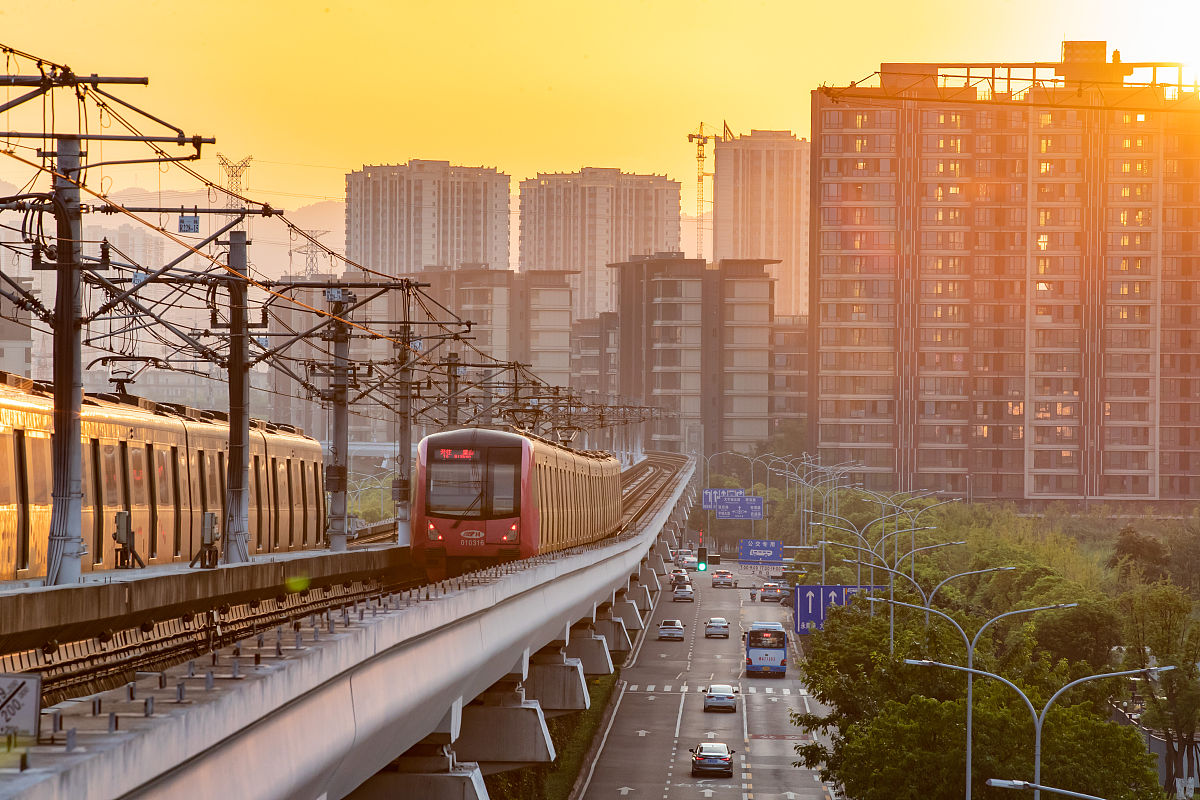 重庆建材技工学校城市轨道交通运营管理专业怎么样？就业前景、课程设置、师资力量全解析
